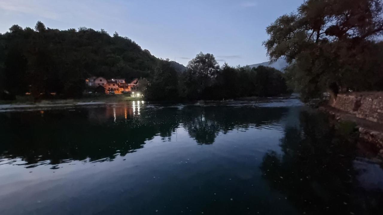 Holiday Home Sajra Kulen Vakuf Εξωτερικό φωτογραφία